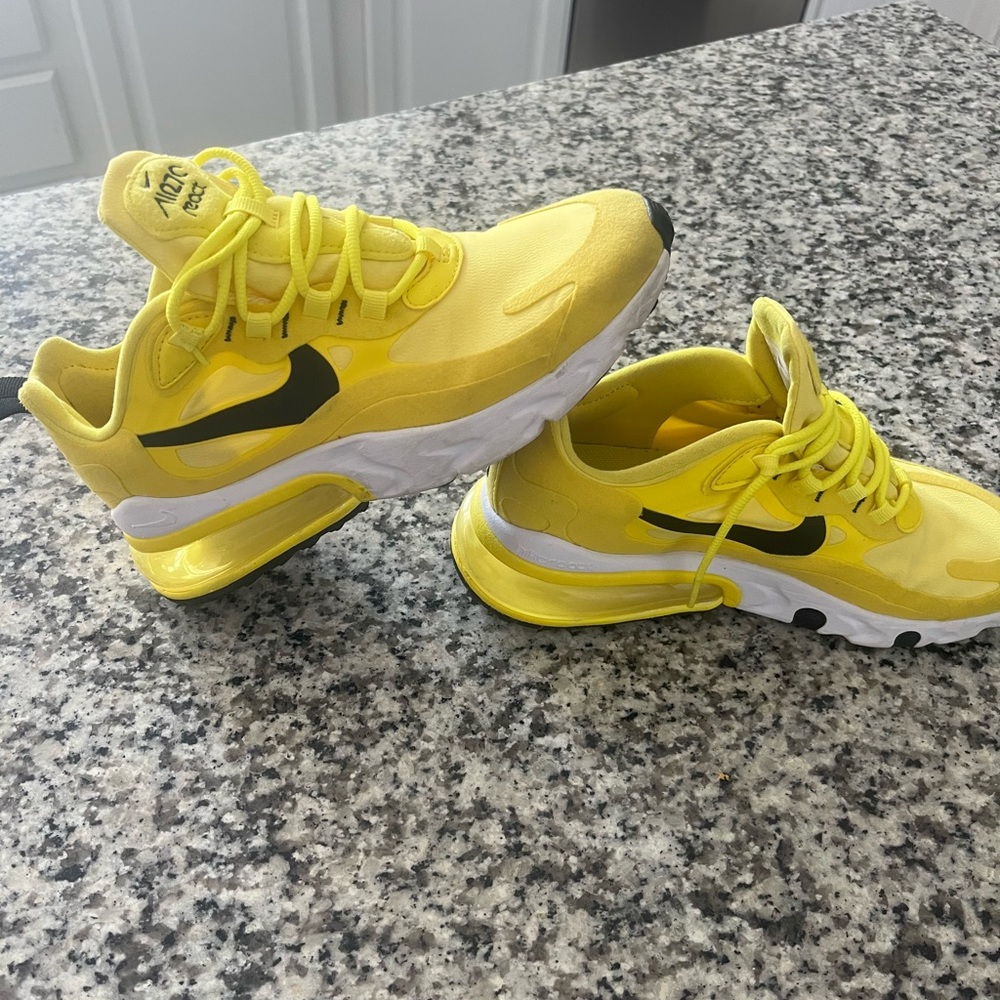 Nike air max 270 react opti yellow
